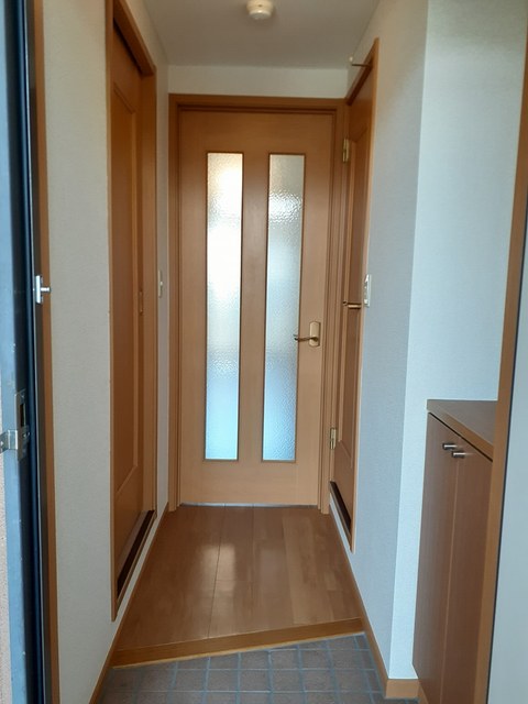 ツインスターＢ 玄関