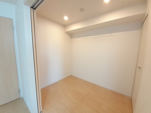 アルベール その他1