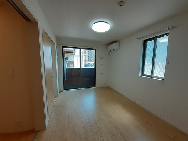 アルベール リビング