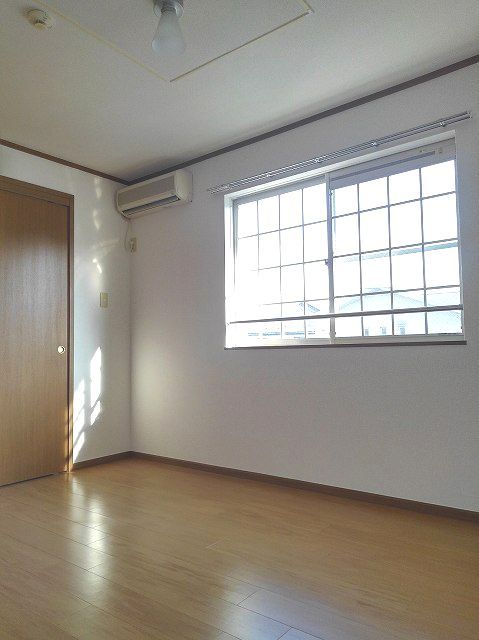 アヴニール秋葉Ａ ベッドルーム