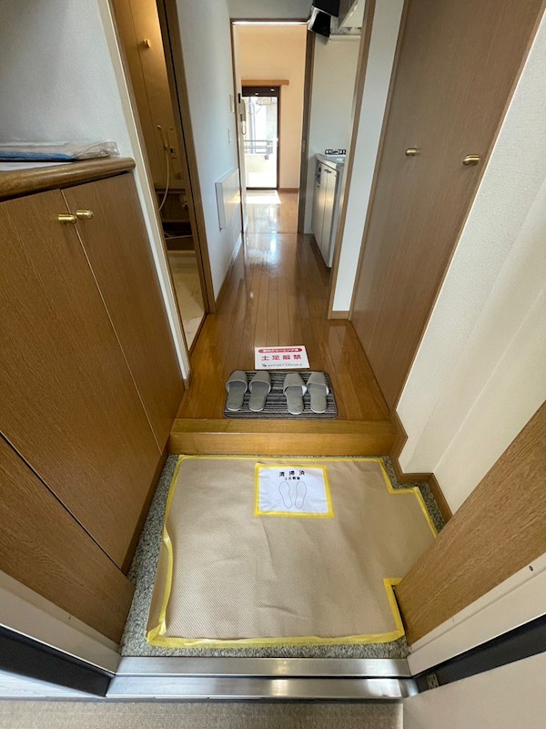 プルビア湘南 玄関