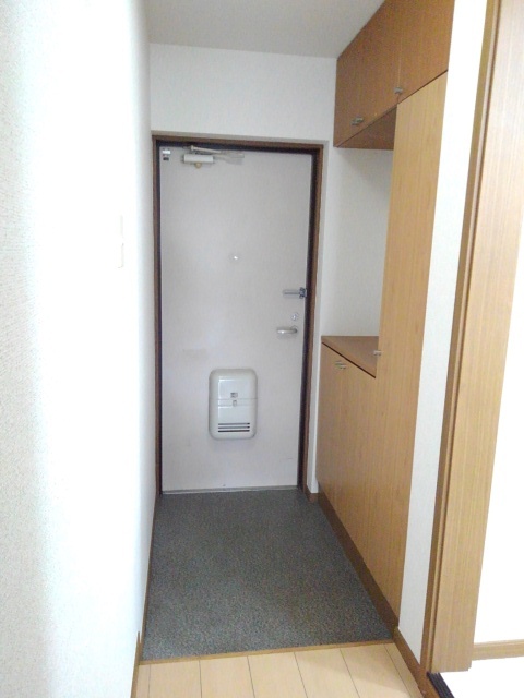 アンソレイエ　アオキ 玄関