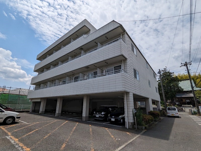 ロイヤルカーサ海老名 311号室 外観