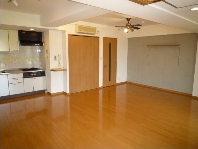 アネーロ上粕屋 リビング