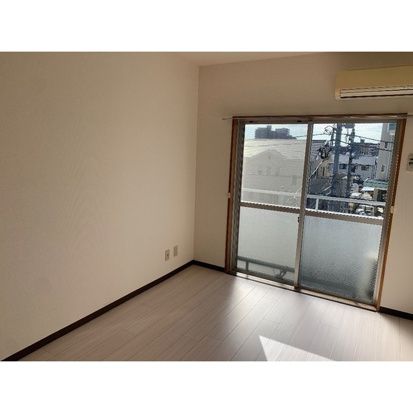 リュミエ本厚木 リビング