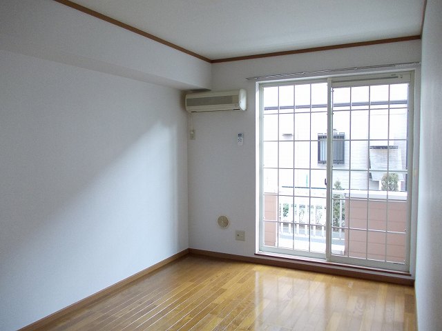 アヴニール リビング