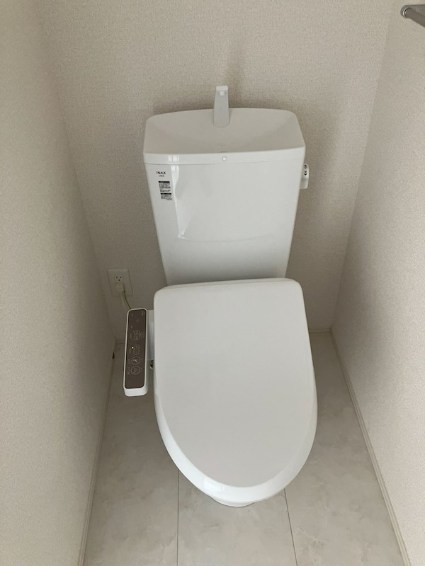 アジュールu トイレ
