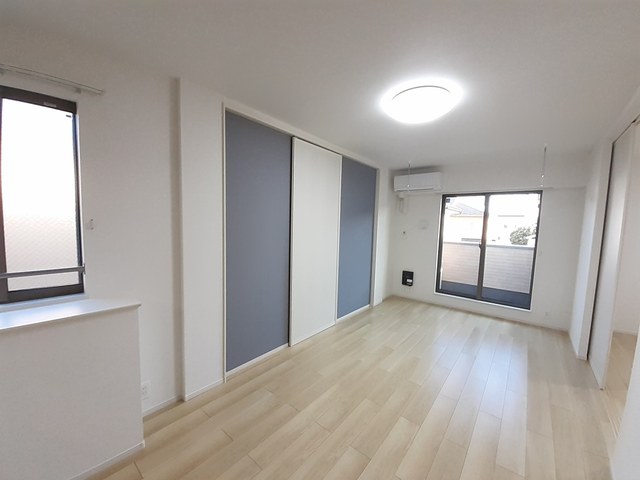 Ｍ・シャルマンジャンＤ リビング