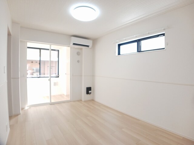 プリティーマーメイド リビング