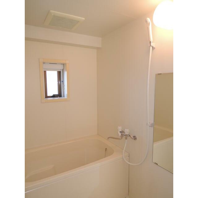 ヨコハマベルフラッツＥＡＳＴ 風呂画像