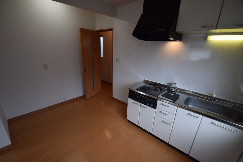 ＫＯＭＡＣＨＩ　ＳＵＩＴＥＳ リビング