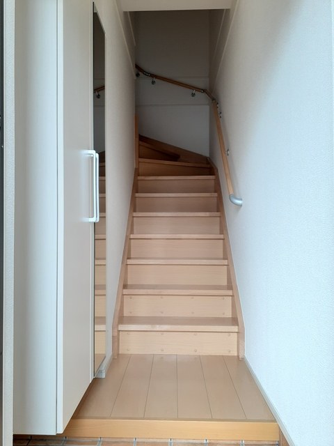 プラシード 玄関