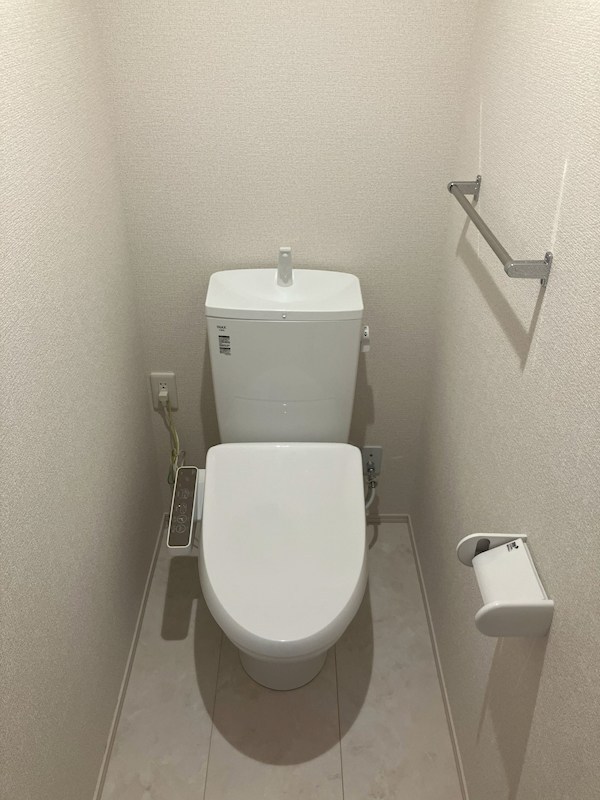 アジュールu トイレ