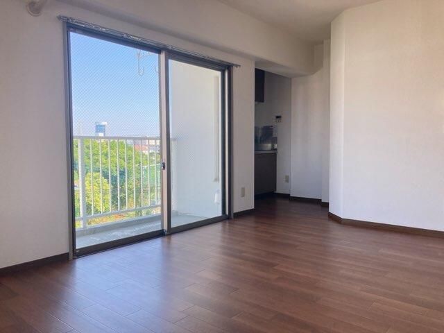 シャロン本厚木 リビング