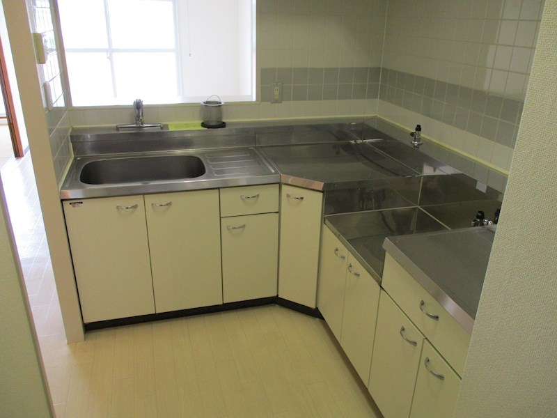 ヒルズ南戸塚３号棟 キッチン