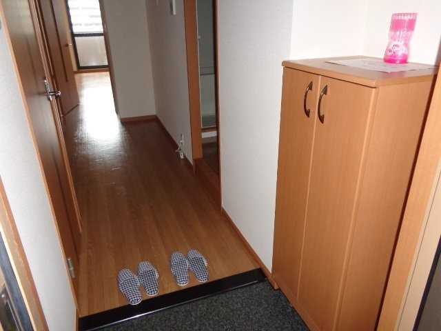 パラシオン平塚 玄関