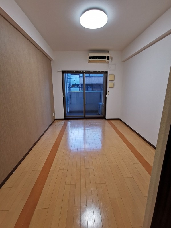 コンソラーレ本厚木 リビング