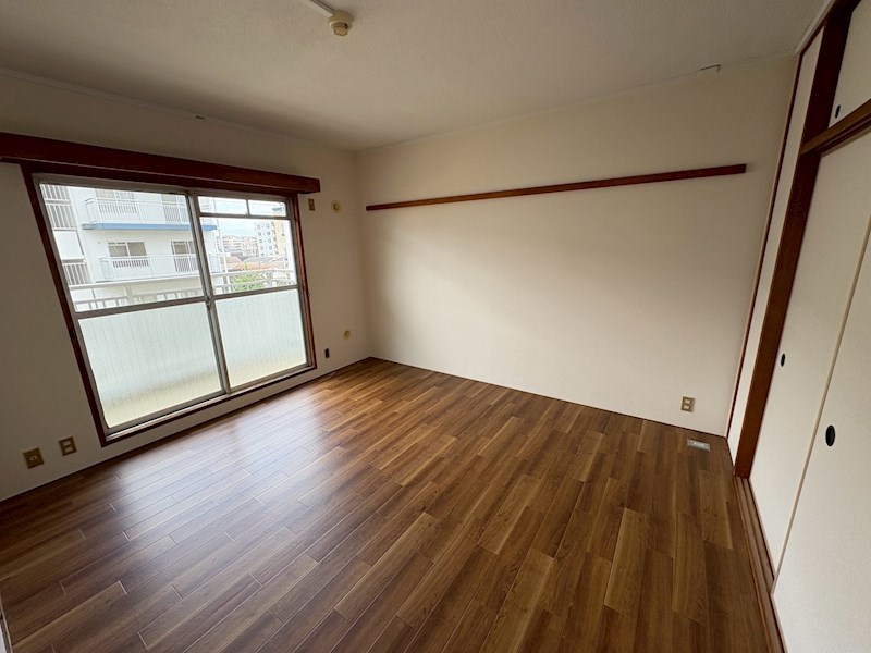 テレパレス伊勢原１号棟 ベッドルーム