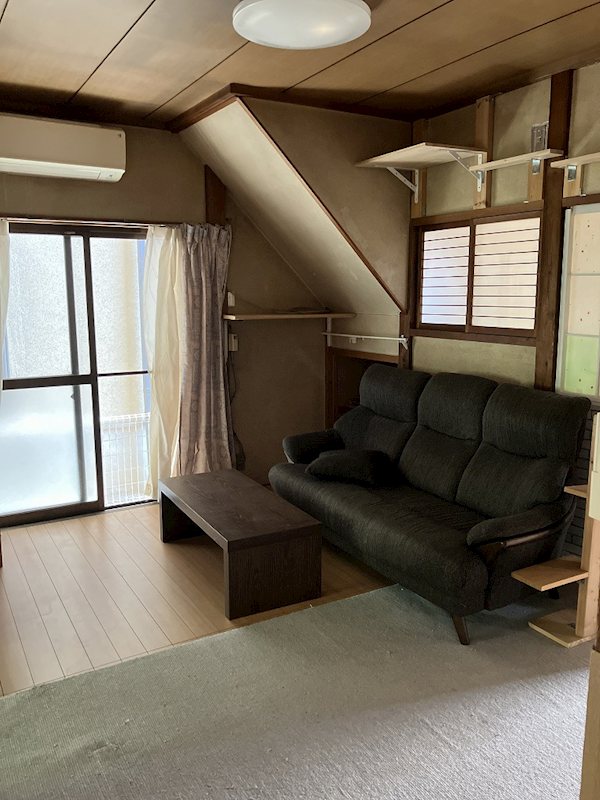 小船貸家３ リビング