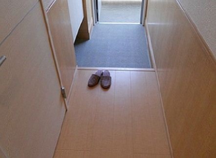 ディアコート湘南 玄関