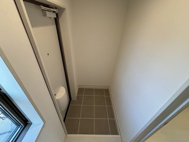 ラフール湘南 玄関