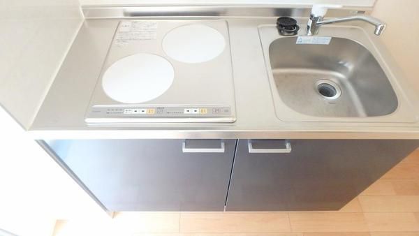 ラヴィータ・リッカ キッチン