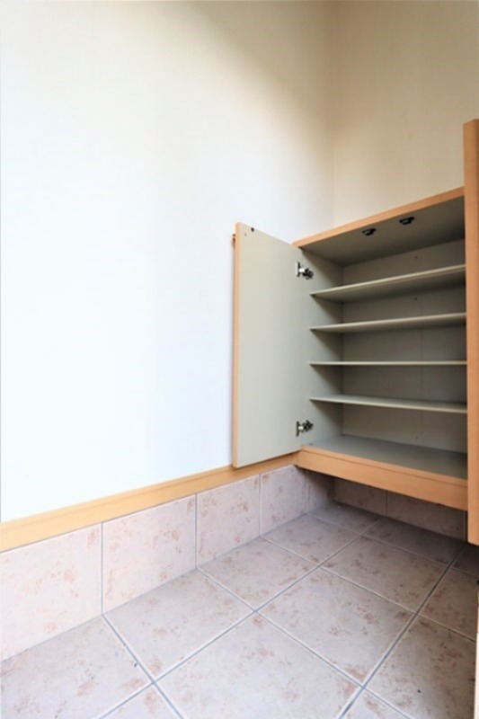 プラムヒルA 玄関