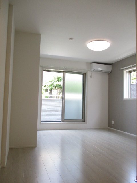 ダイヤモンドヒルズ横浜原宿Ⅰ リビング