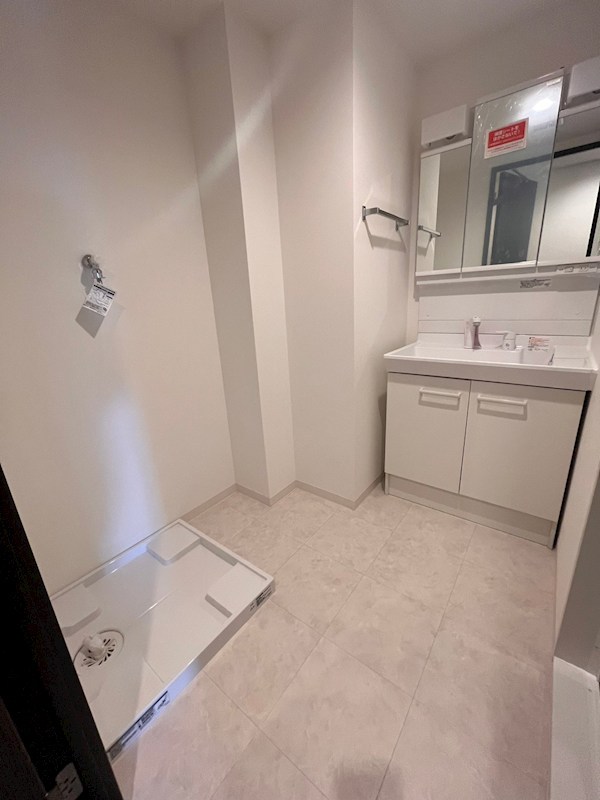 HIGH LANDHONSON その他1