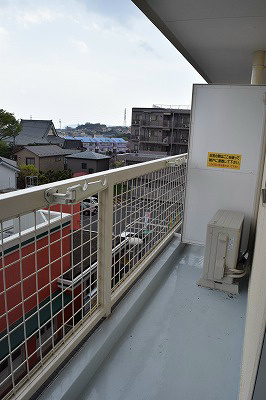 アベニール伊勢原 ベランダ