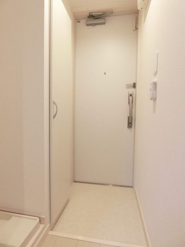 リブリ・大船Ⅱ 玄関