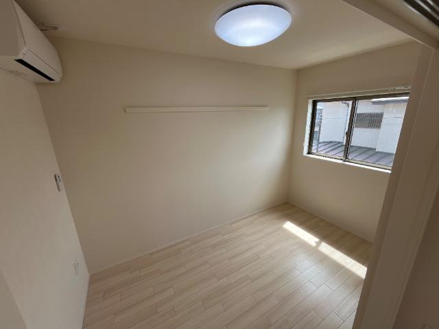 ロクスイサミ ベッドルーム