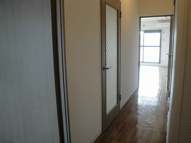 エスポワール平田 玄関