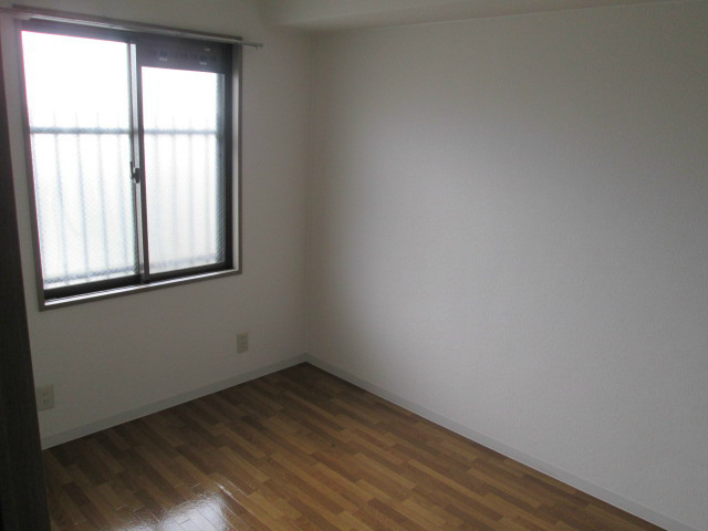 エスポワール平田 ベッドルーム