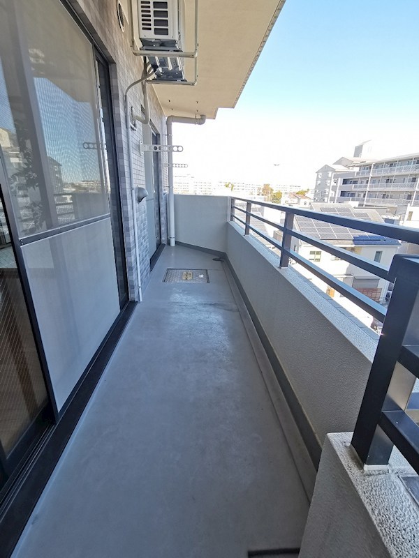 アトラクトマンショントムロ ベランダ