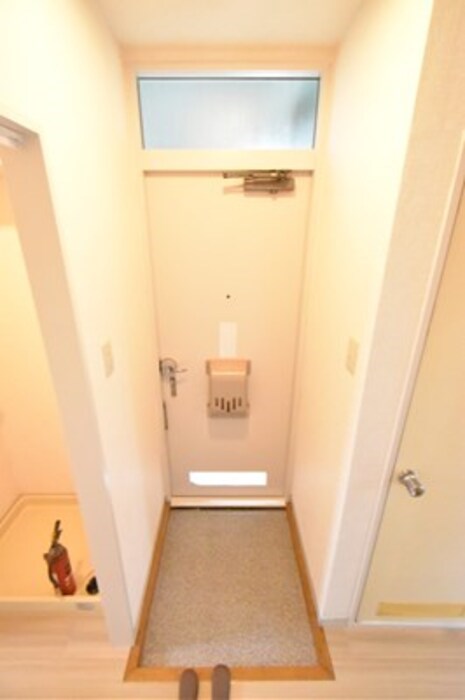 レザンシャトー 玄関