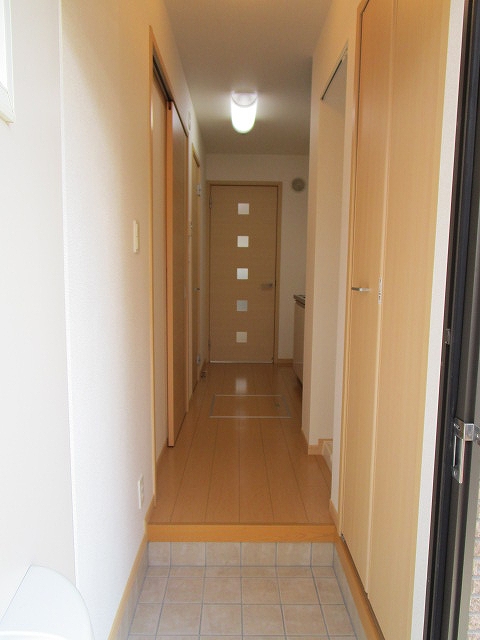 ショワ湘南 玄関