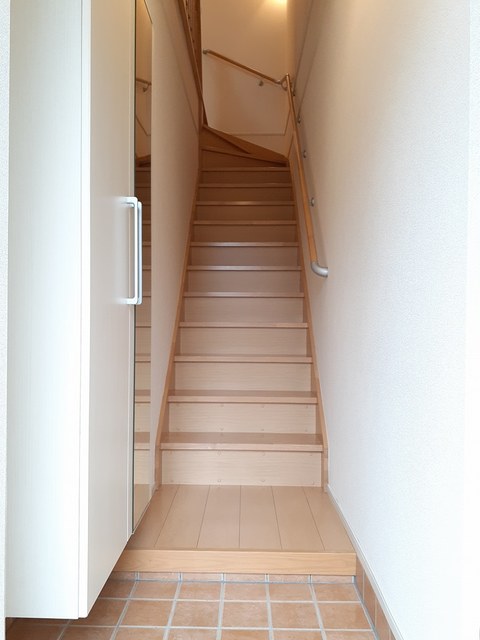 ヴィラ　ココノ 玄関