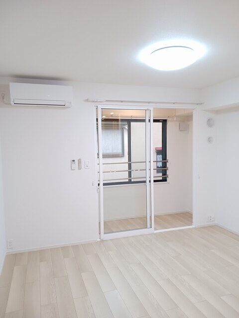 マーメイド・ココ リビング