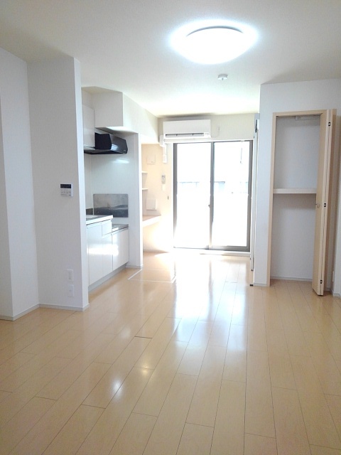 シャン・ド・ポワール リビング