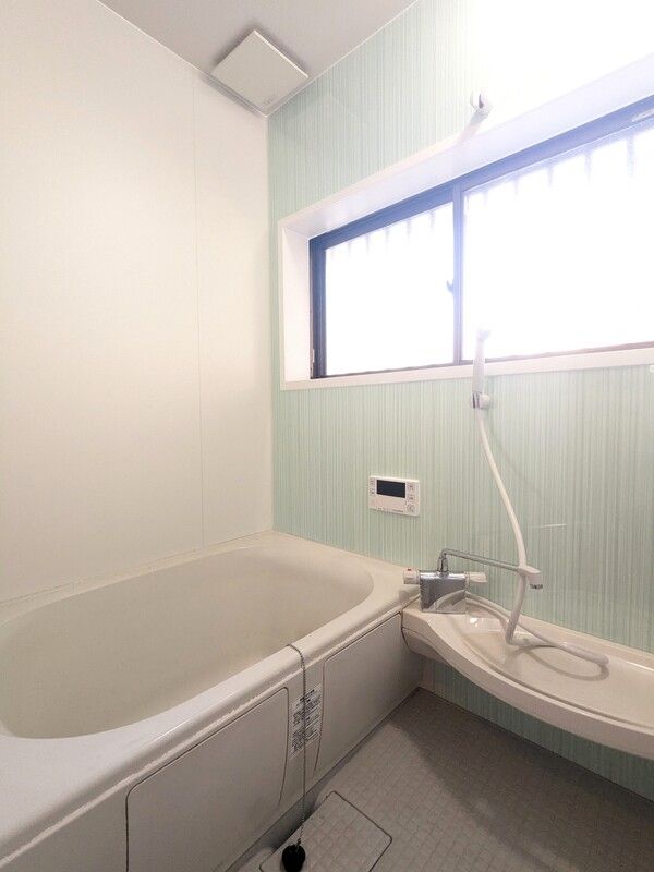 愛川町中津　戸建貸家 風呂画像