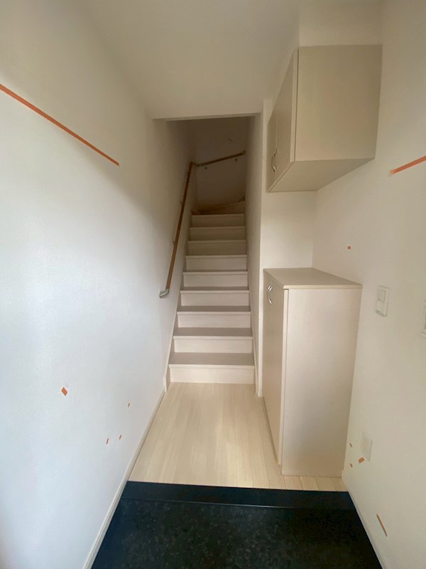 ベルクラージュ 玄関