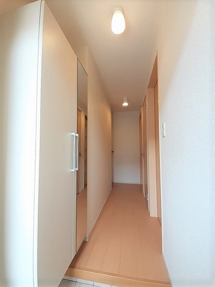 プラナス湘南　Ａ 玄関