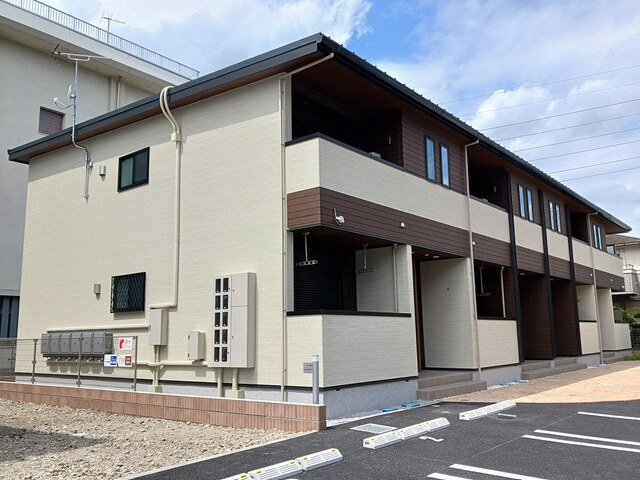 メローヴィレッジ 203号室 外観