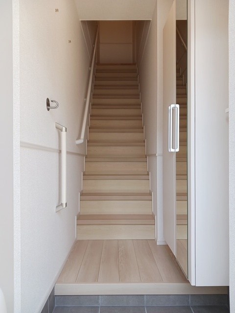 メローヴィレッジ 玄関