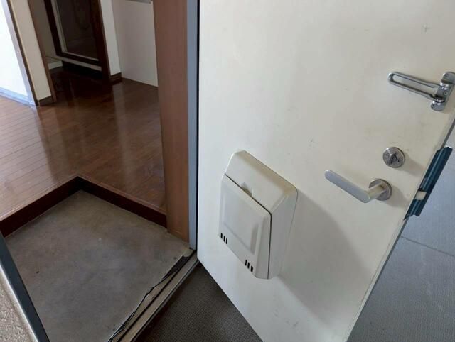 ヴィラ・ステューディオ 玄関