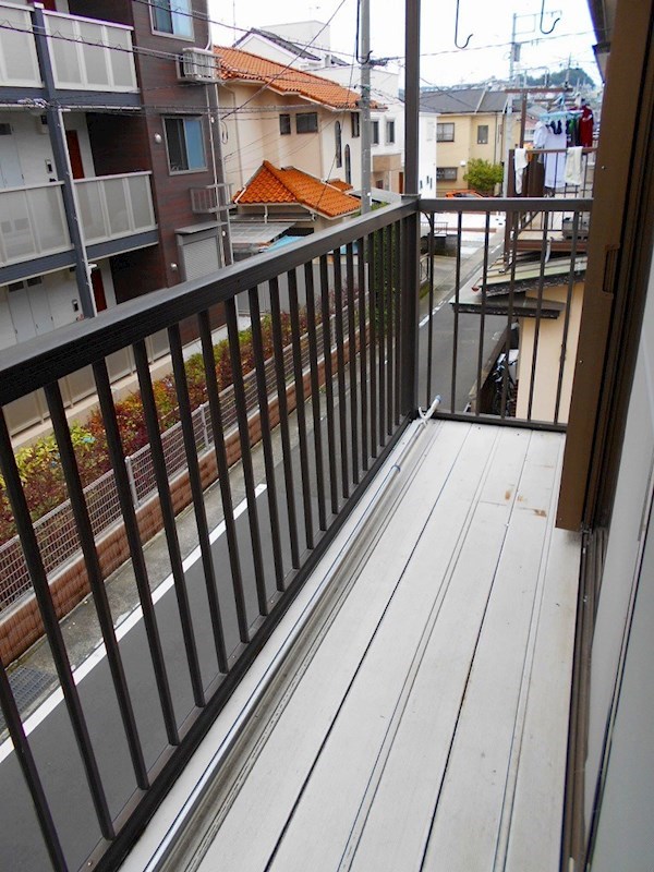 幹ハウス  ベランダ