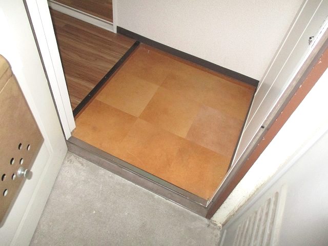 サンライズパレス 玄関