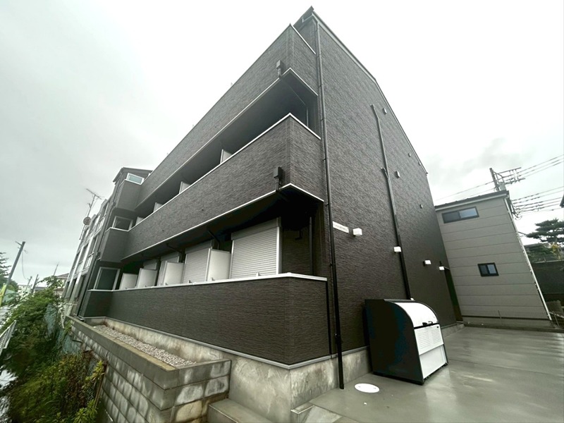 カインドネス愛甲石田East 104号室 外観
