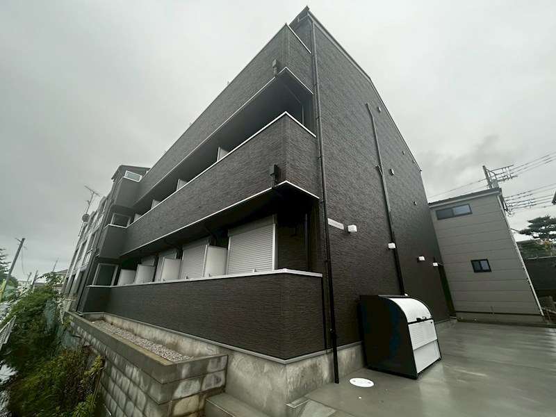 カインドネス愛甲石田East 203号室 外観